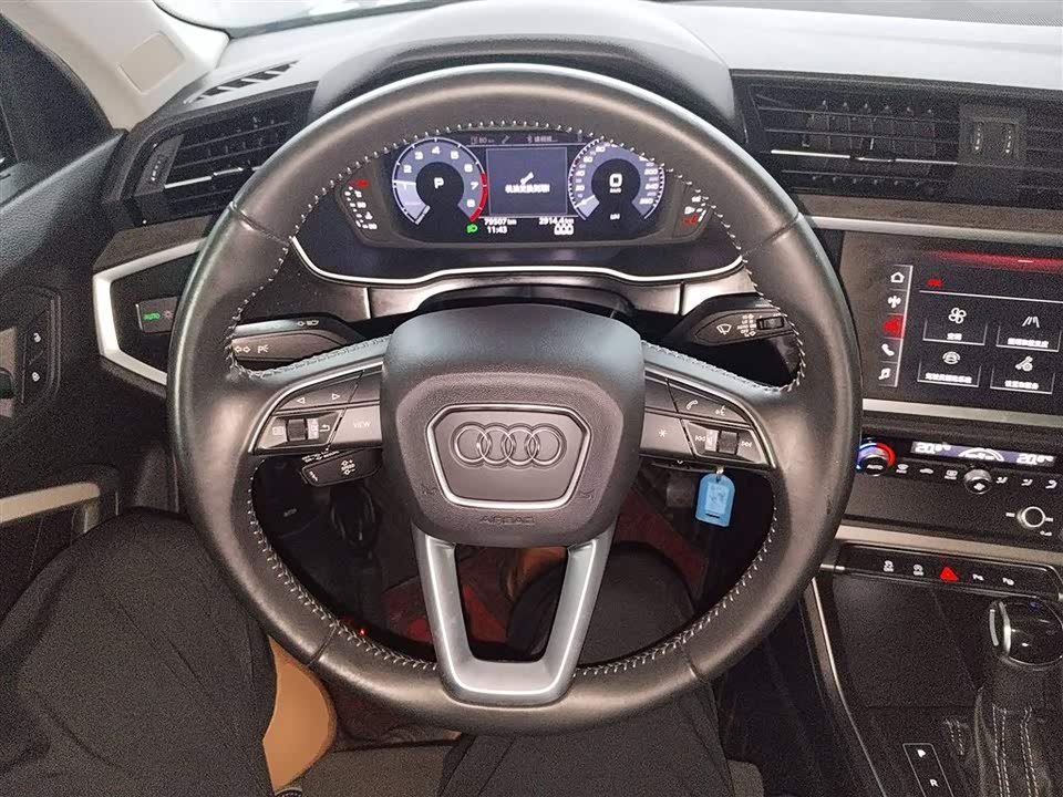Audi Q3 Audi Q3