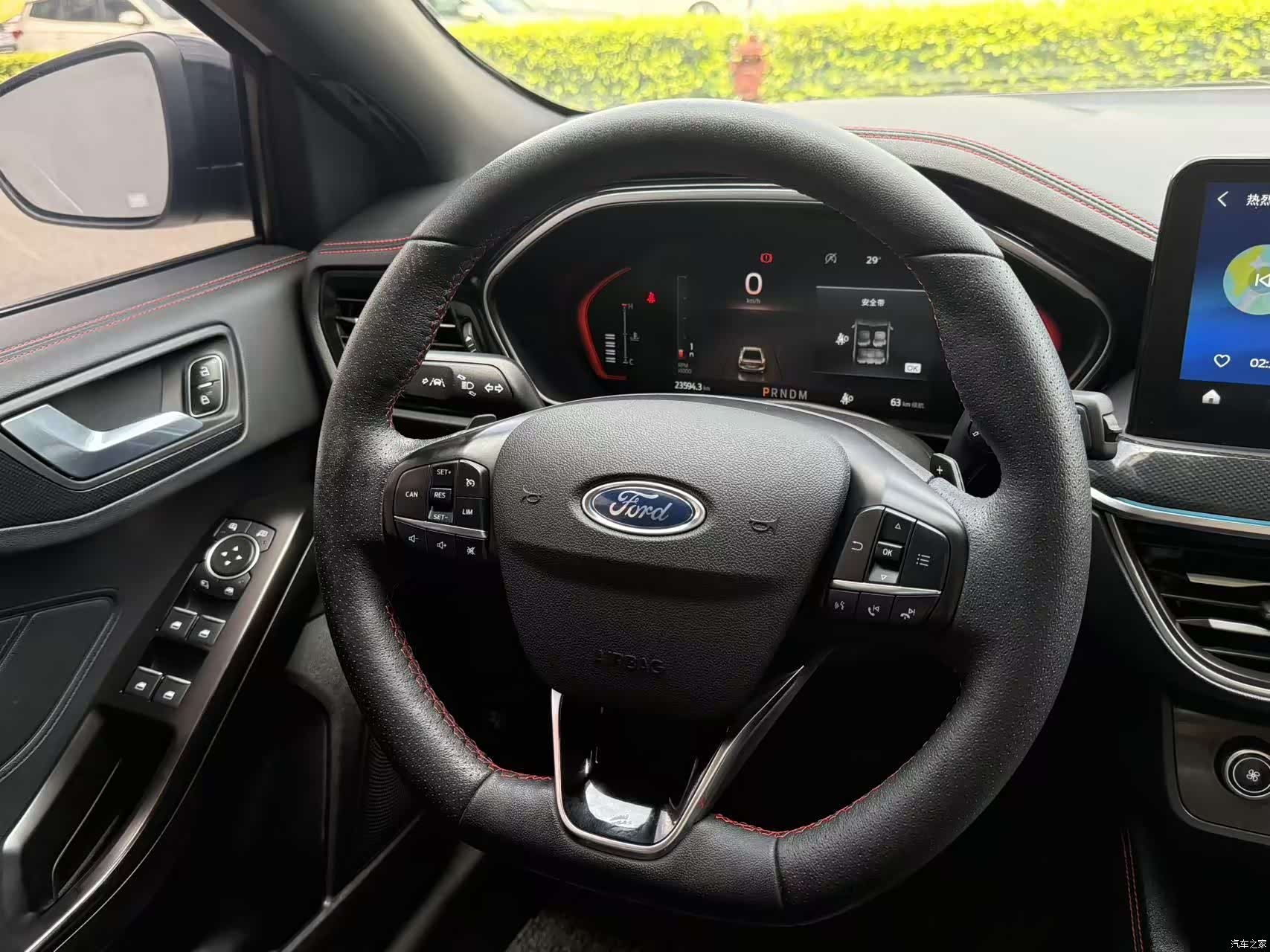 Ford Focus, 2023 17