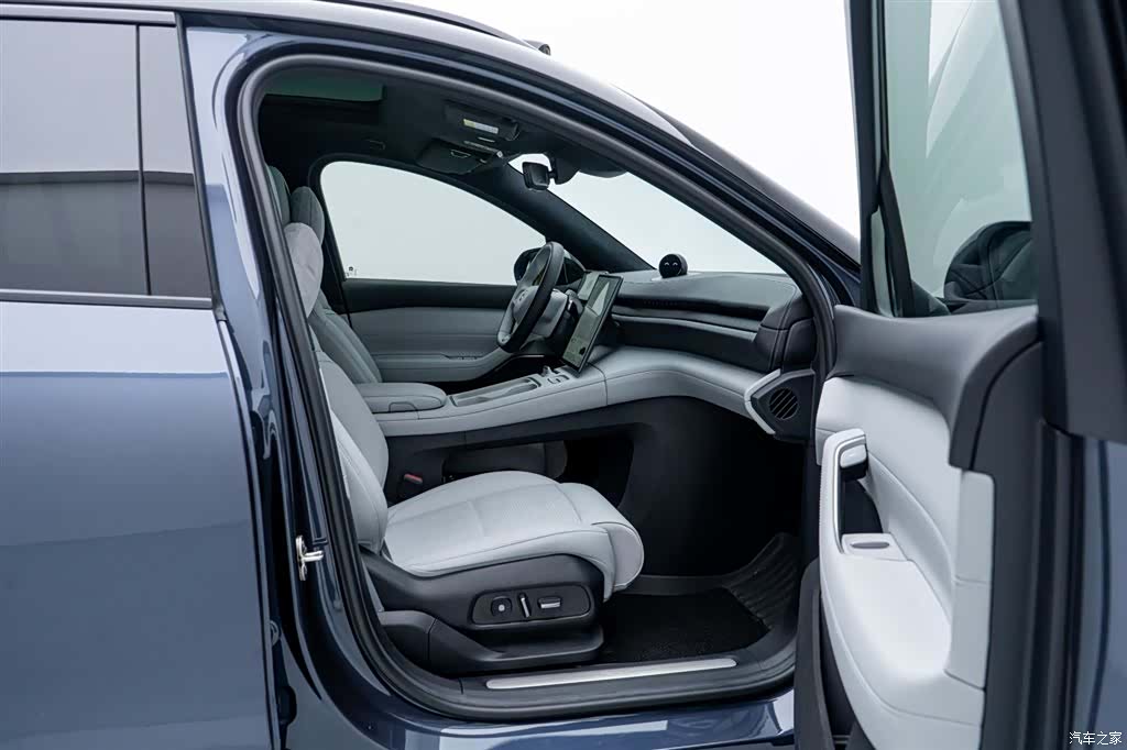NIO ES6, 2024 18