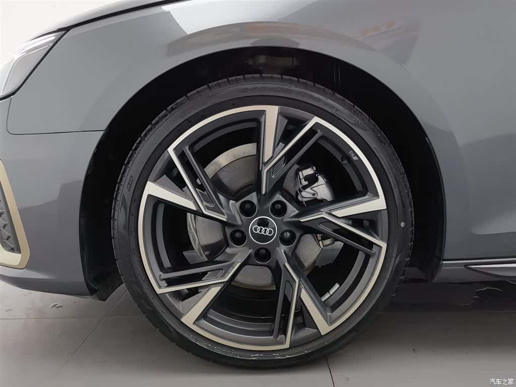 Audi A4L, 2024 17