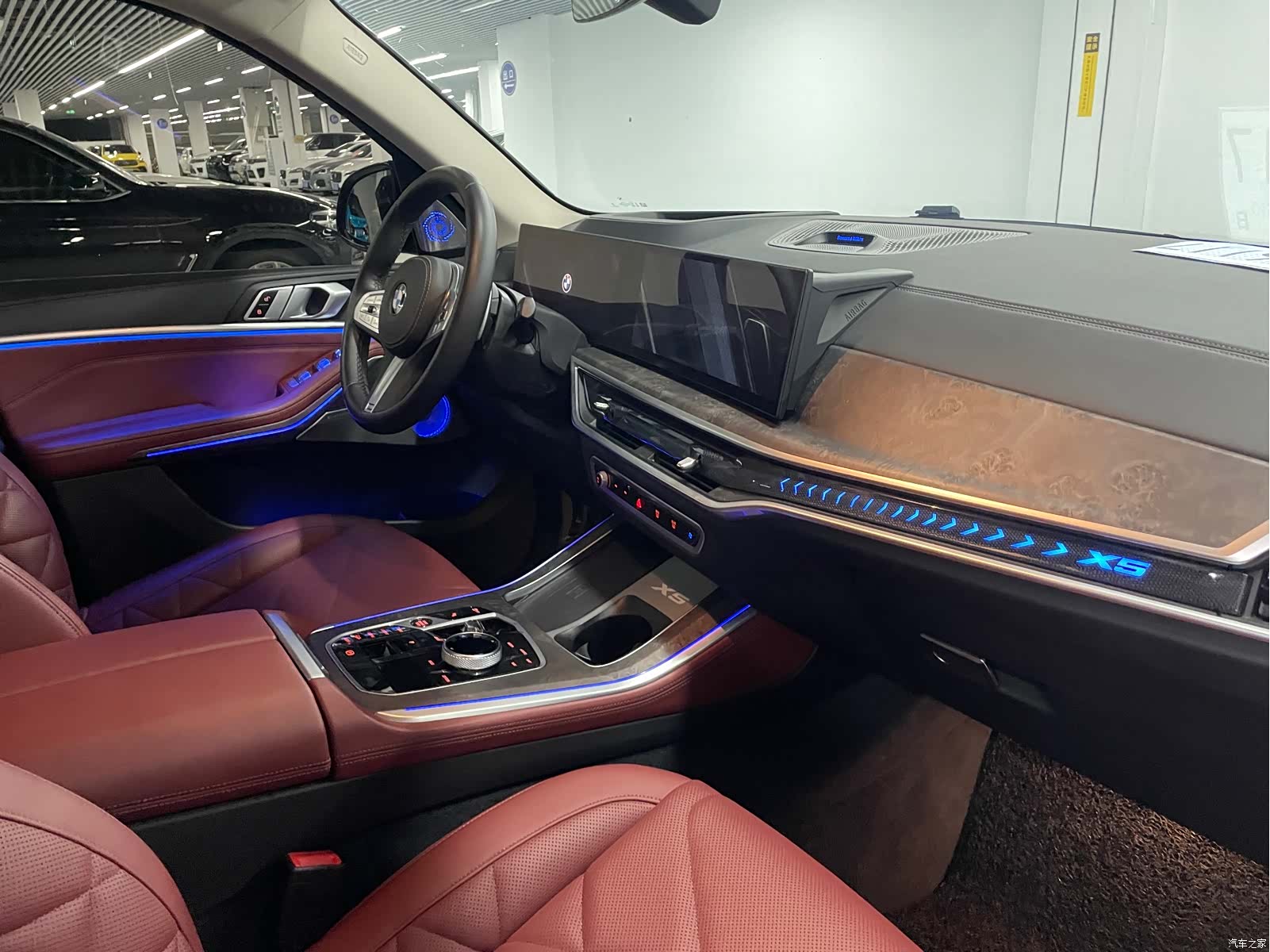 BMW X5, 2024 8