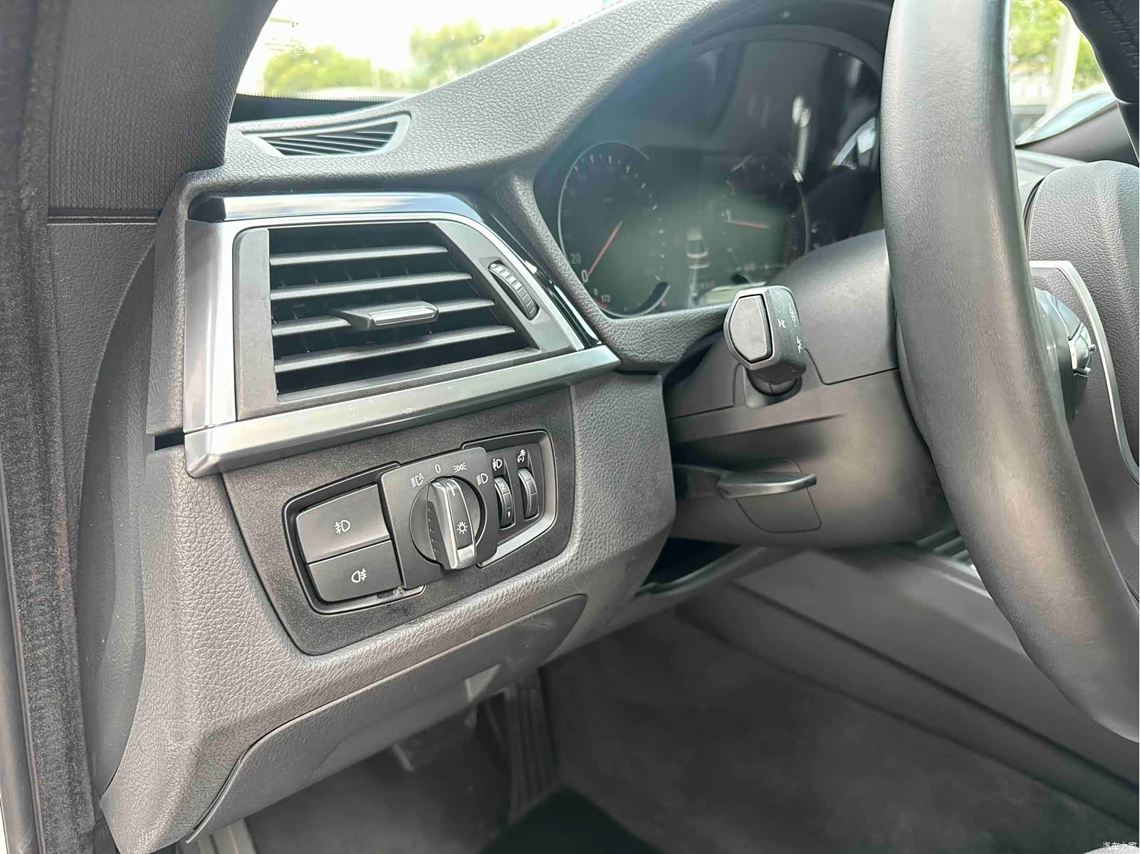 BMW 3 Series, 2019 16