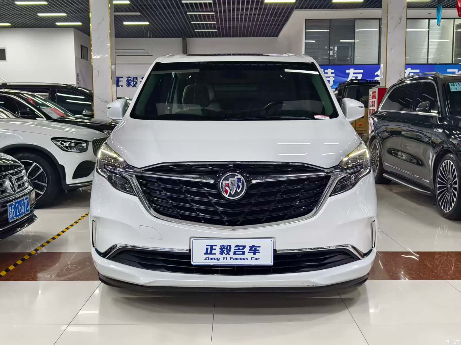 Buick GL8, 2022 2