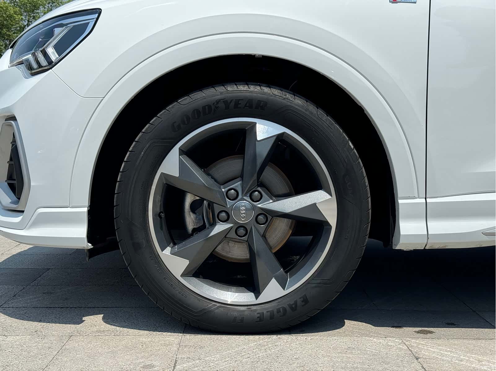 Audi Q3, 2019 10