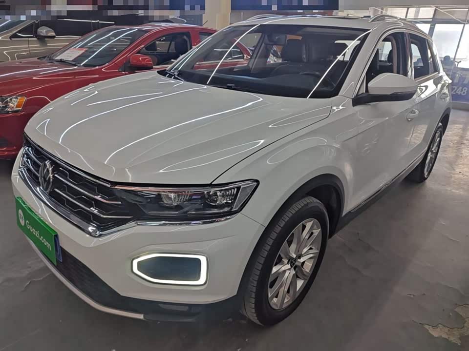 Volkswagen T-ROC exploring Songs