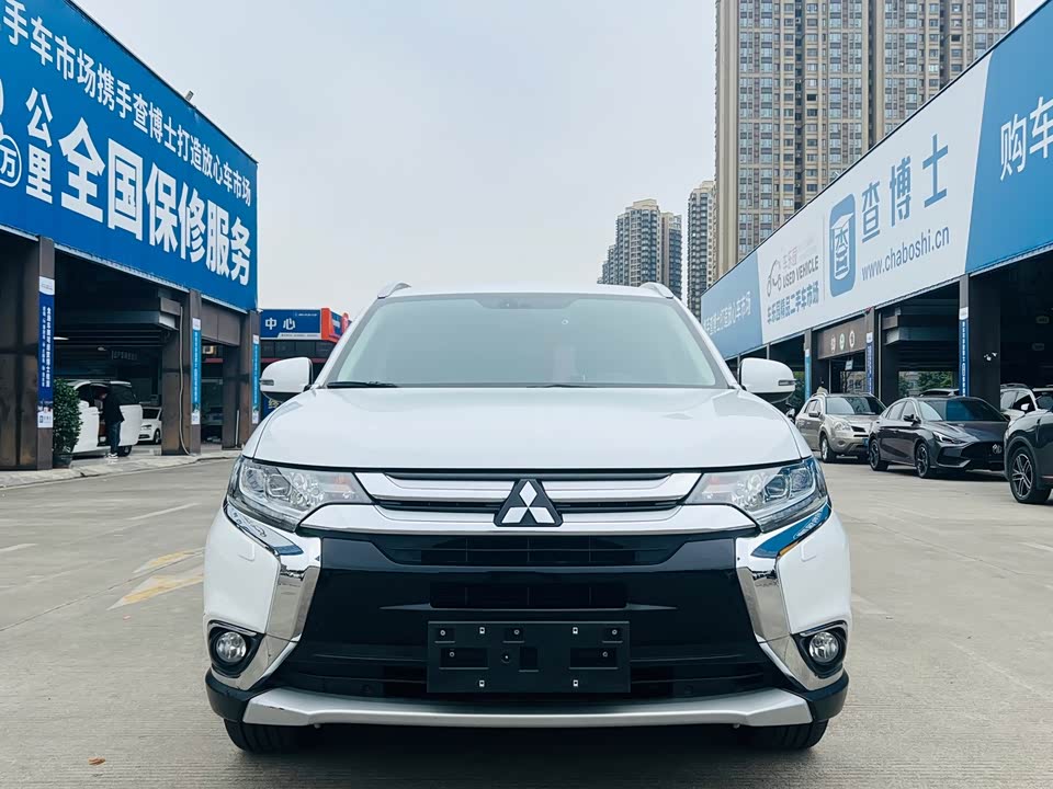 Mitsubishi Outlander