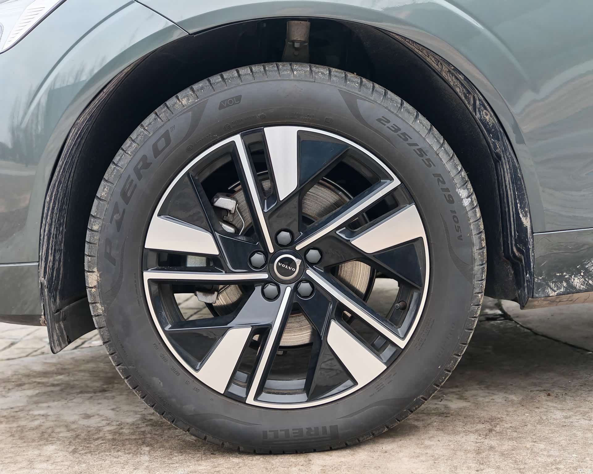 Volvo XC60, 2025 11