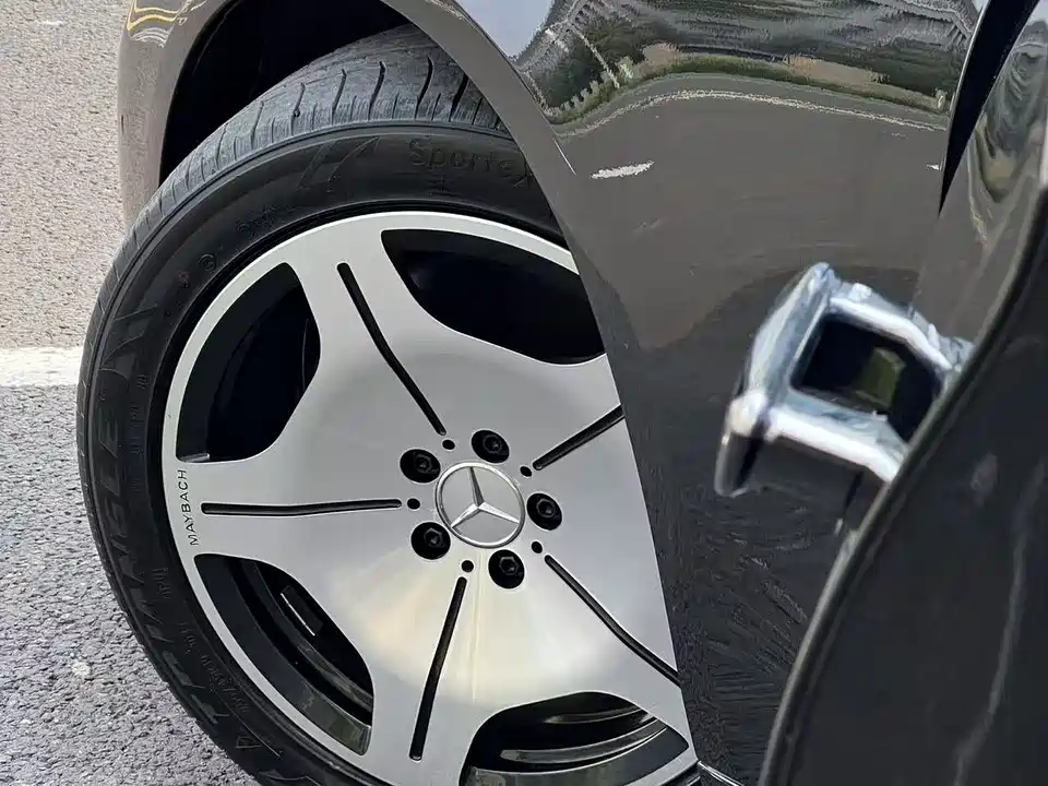 Mercedes-Benz S-class Mercedes-Benz S-class