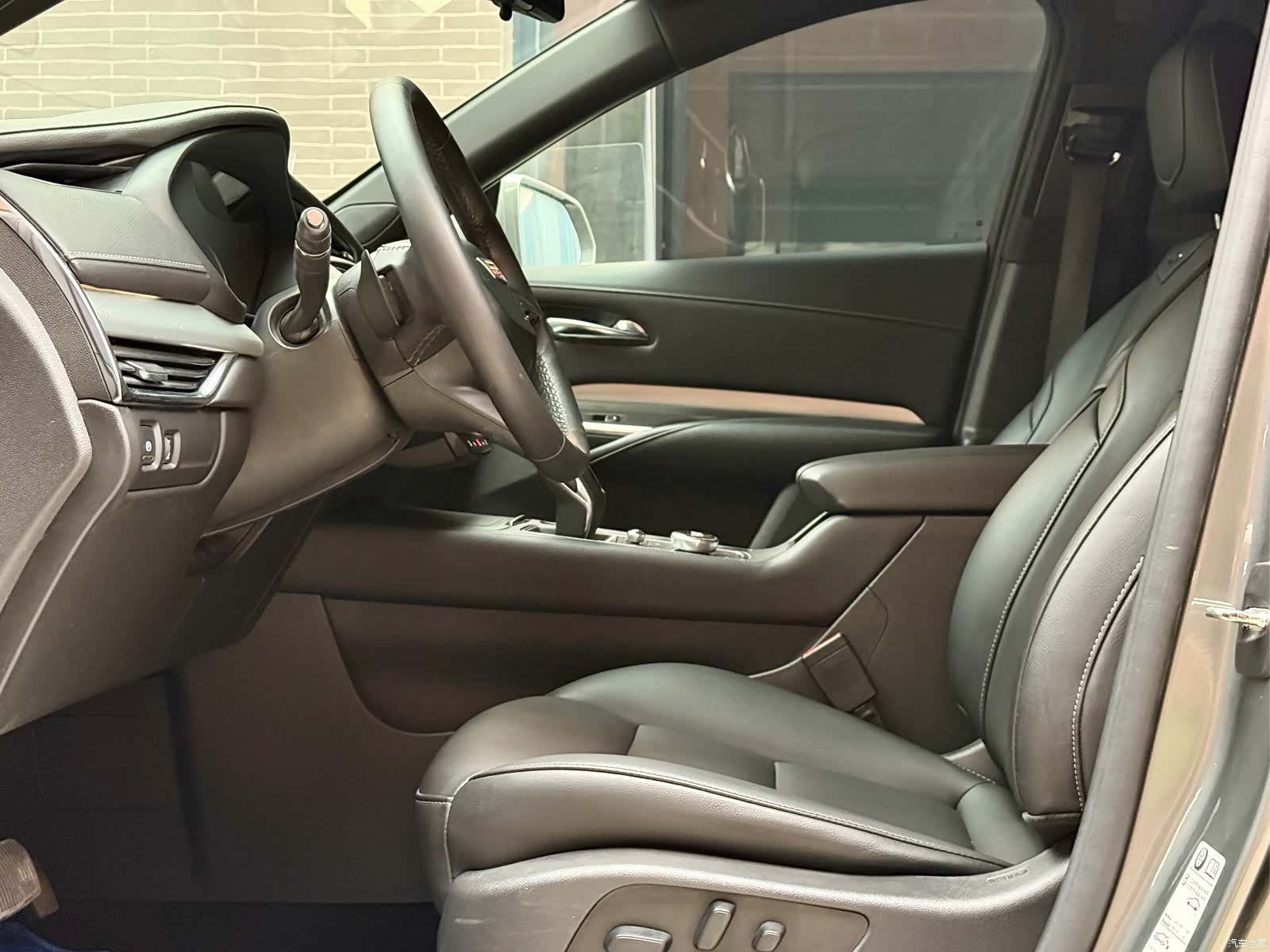 Cadillac XT4, 2018 7