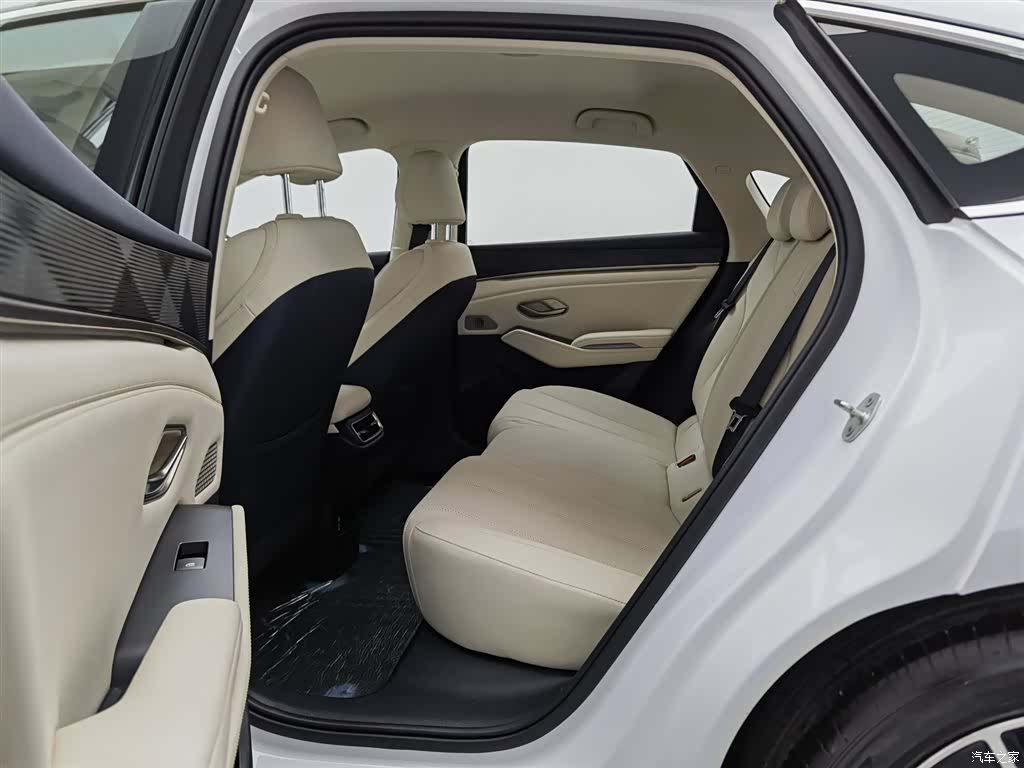 BYD Qin, 2024 15