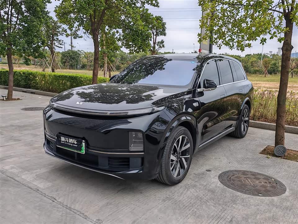 Li Auto Ideal L8