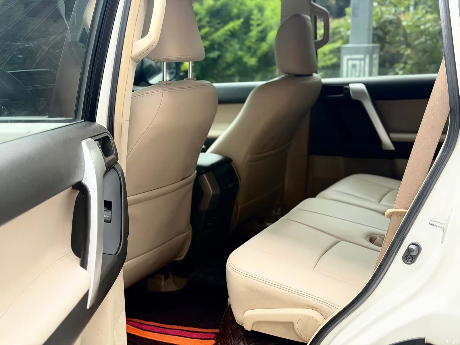 Toyota Prado, 2013 6