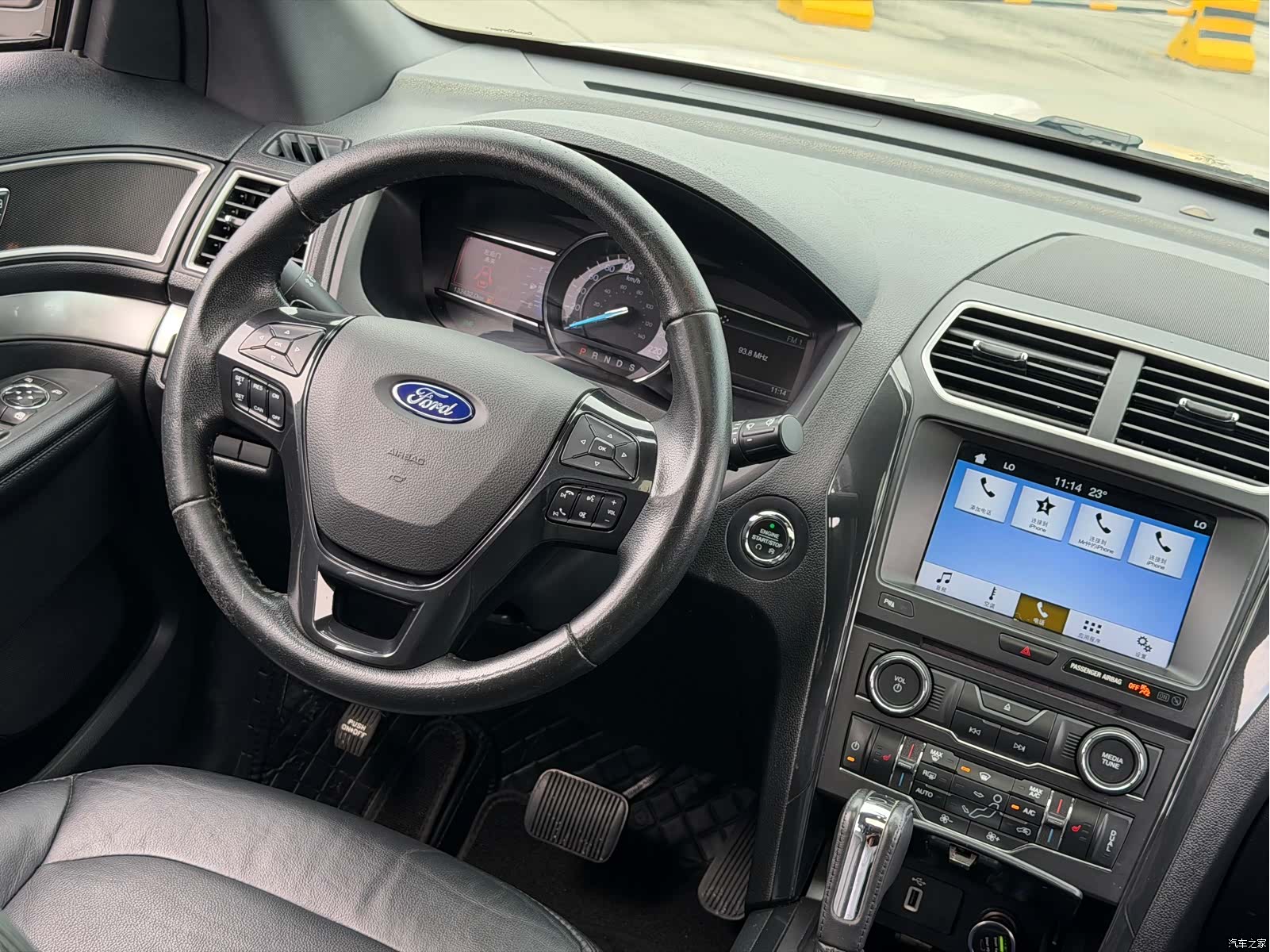 Ford Explorer, 2017 11