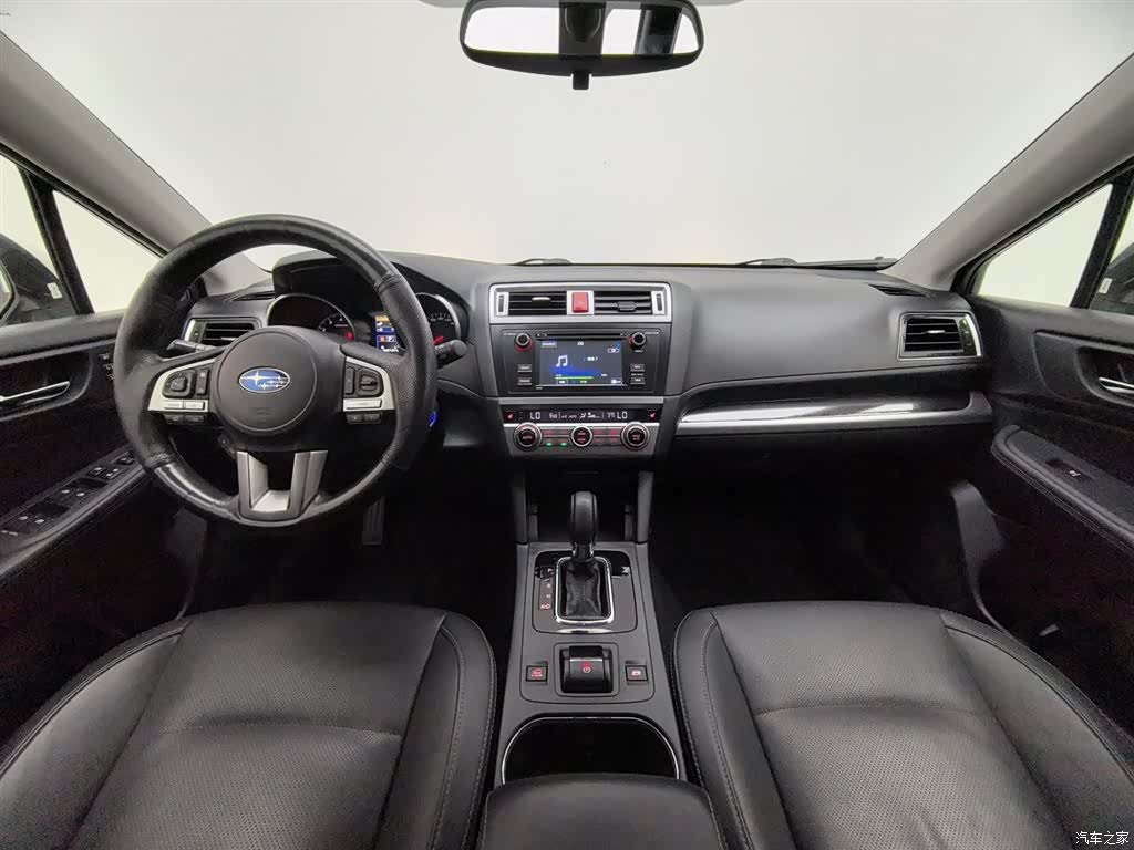 Subaru Outback, 2016 все фото