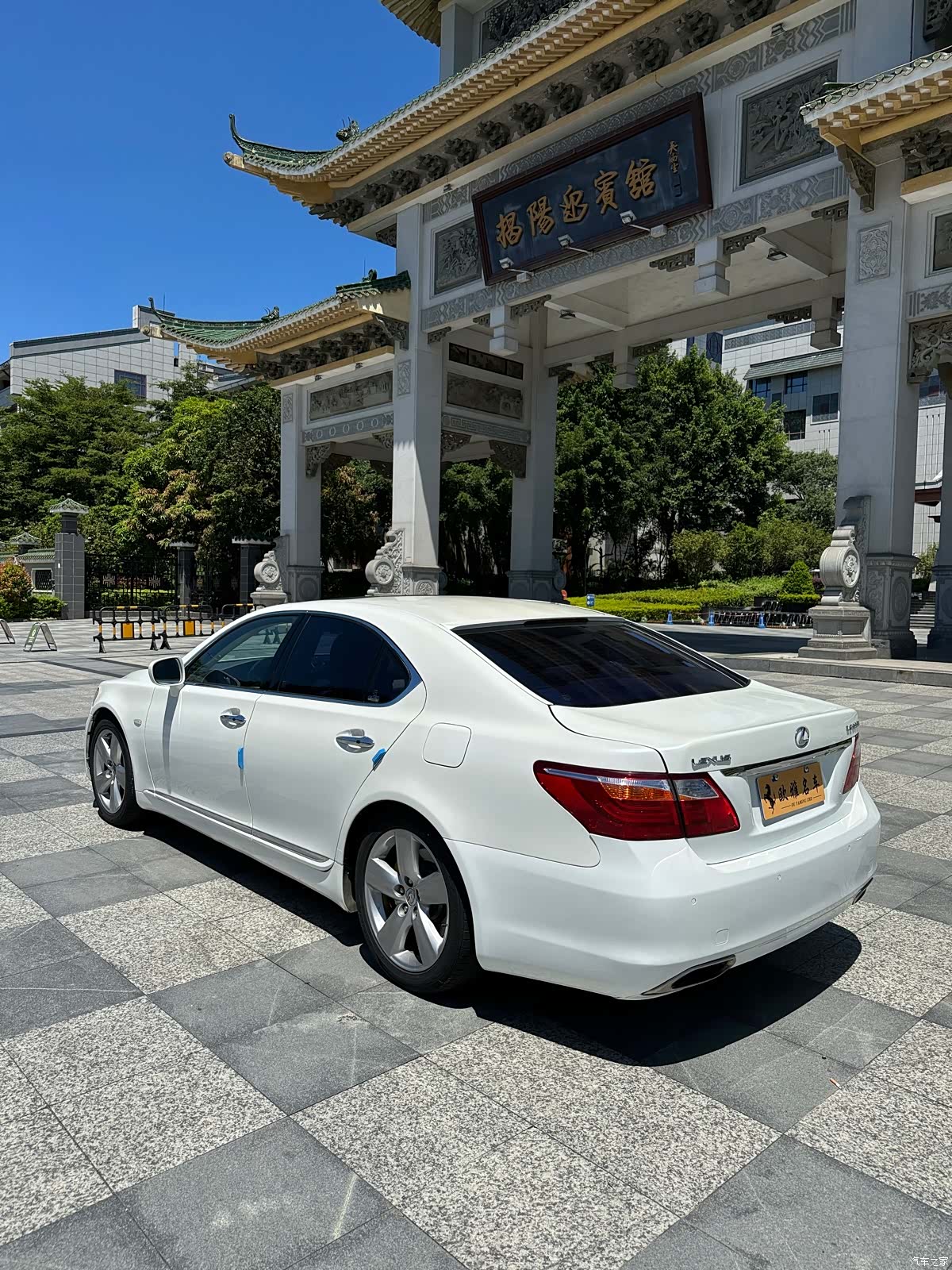 Lexus LS, 2008 4