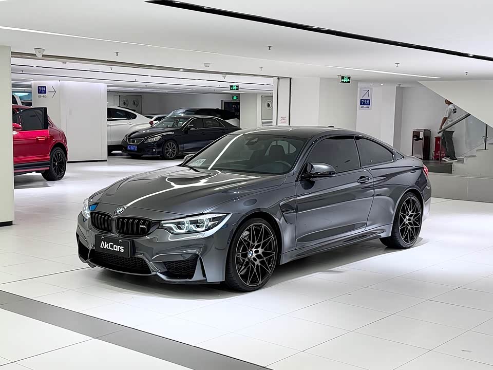 BMW M4
