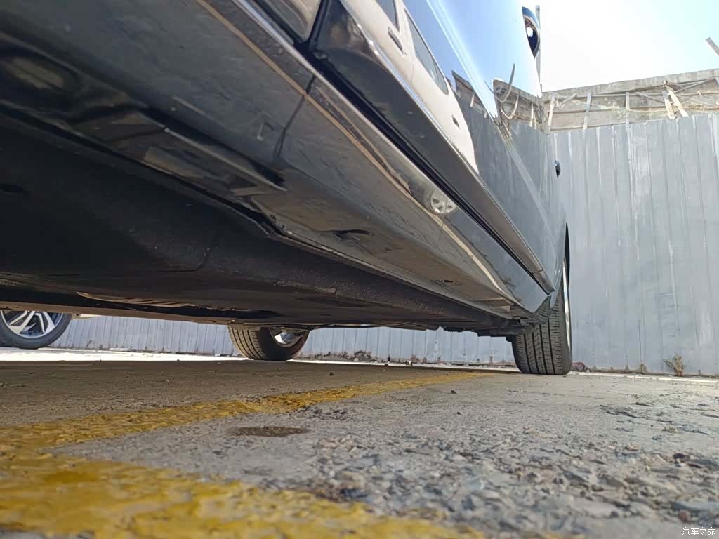 Audi A6L, 2015 24