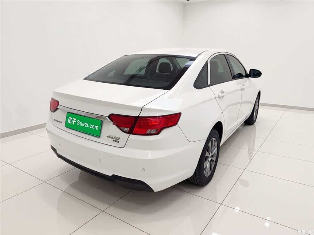 Geely Emgrand, 2021 7