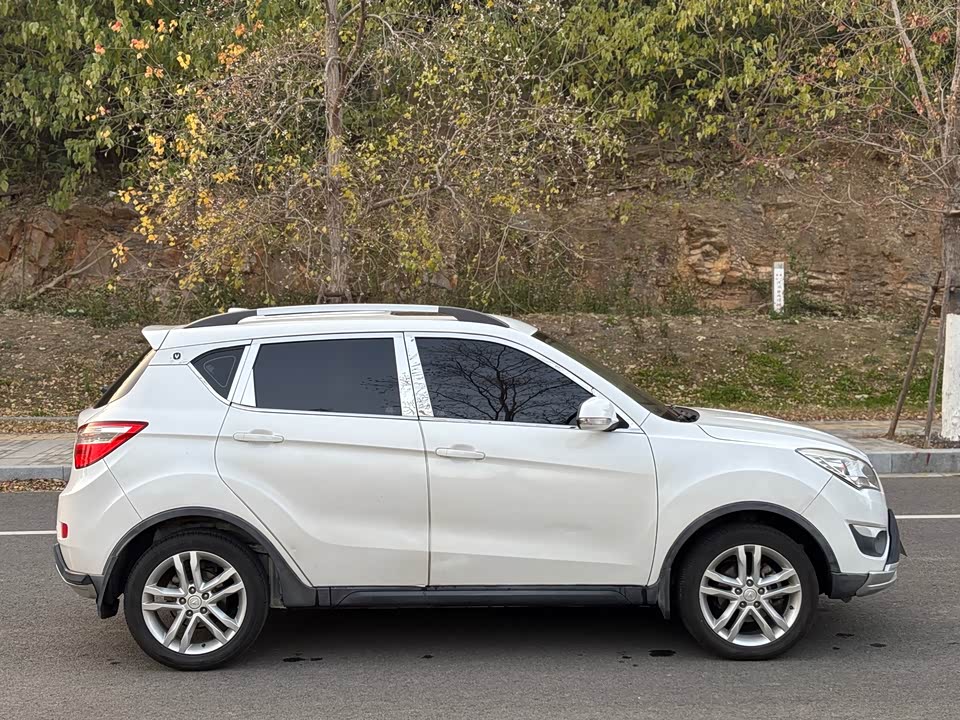 Changan CS35