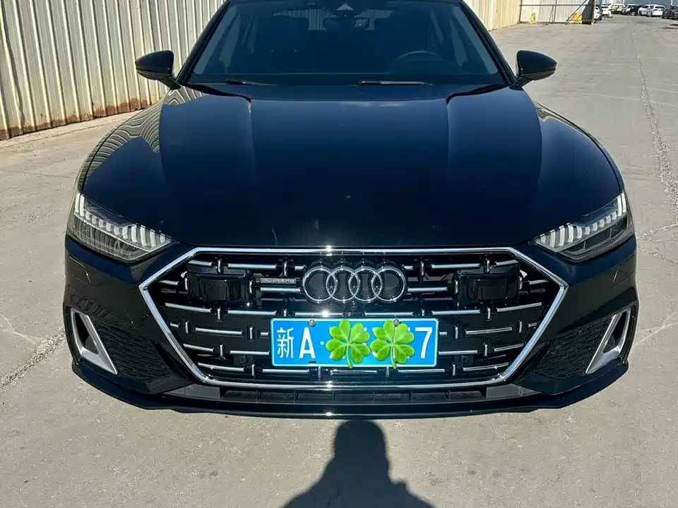 Audi A7L
