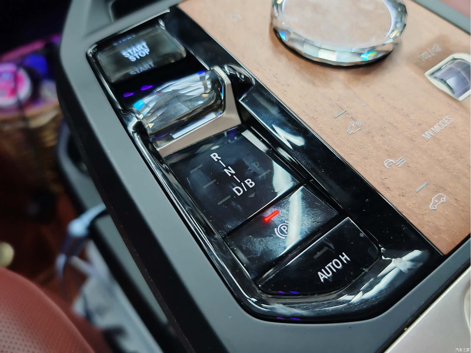 BMW iX, 2023 19