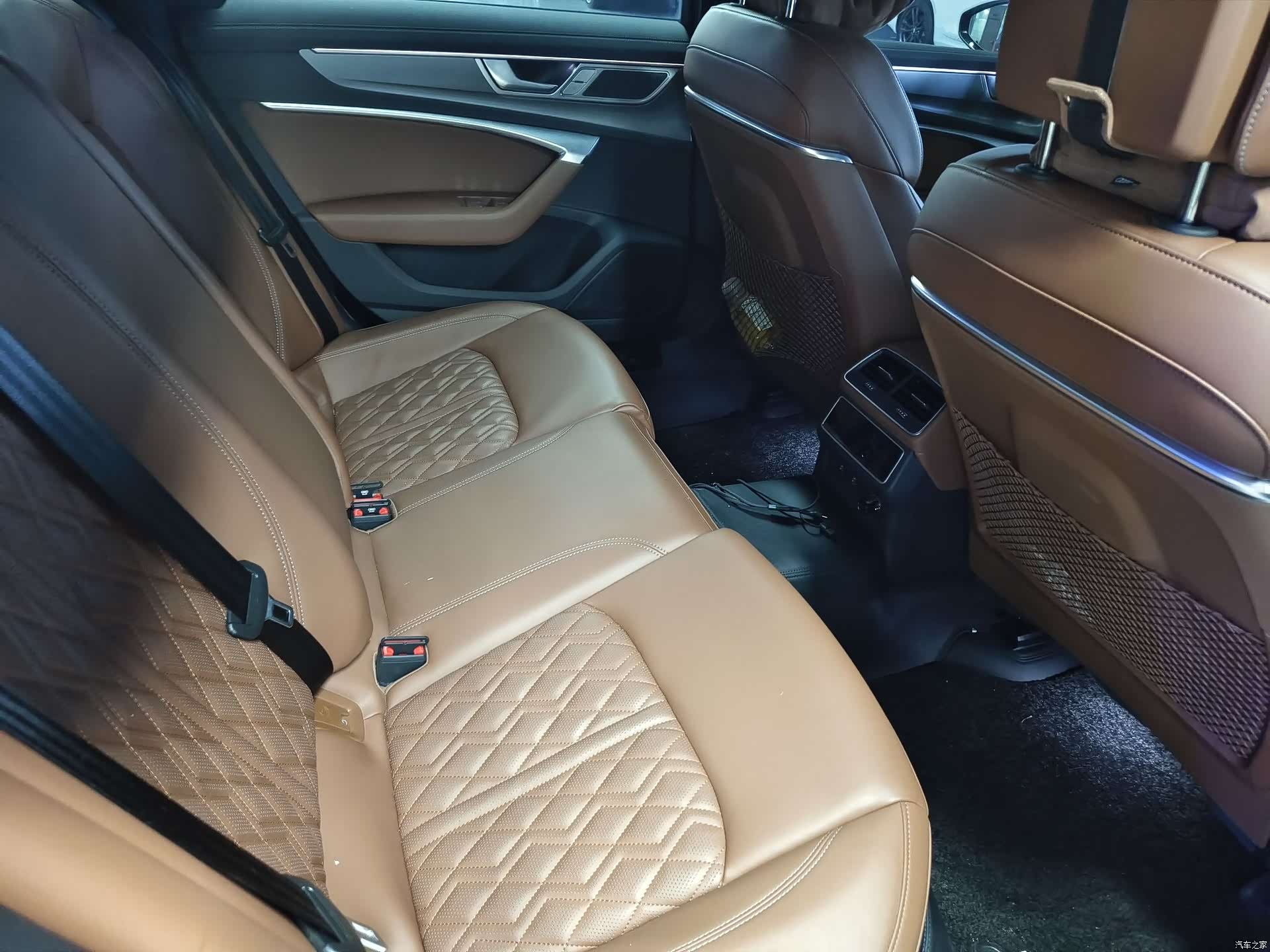 Audi A6L, 2025 14
