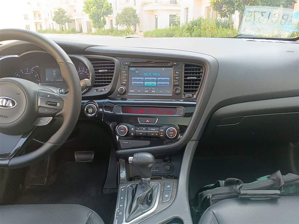 Kia K5 Kia K5