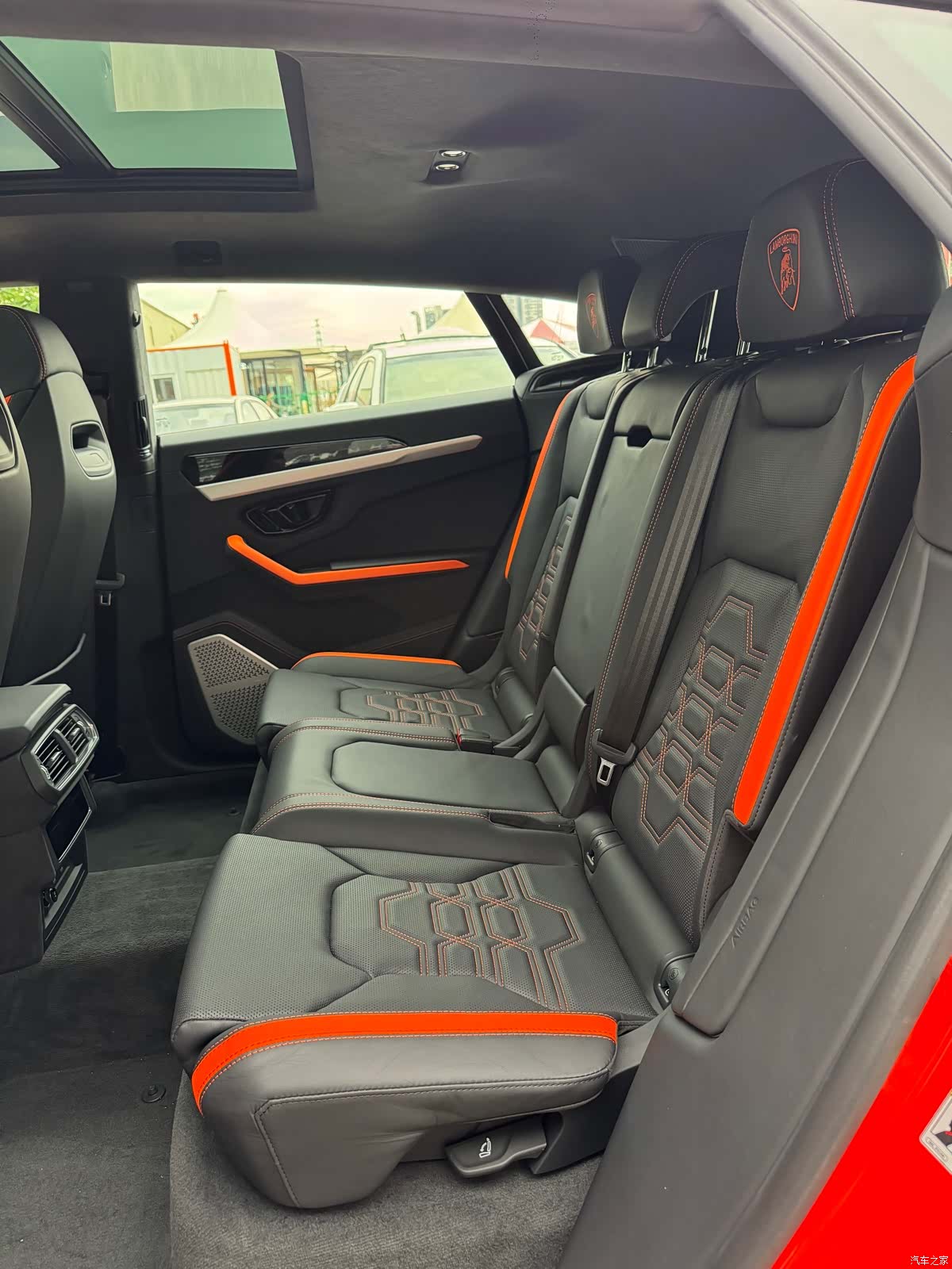 Lamborghini Urus, 2026 7