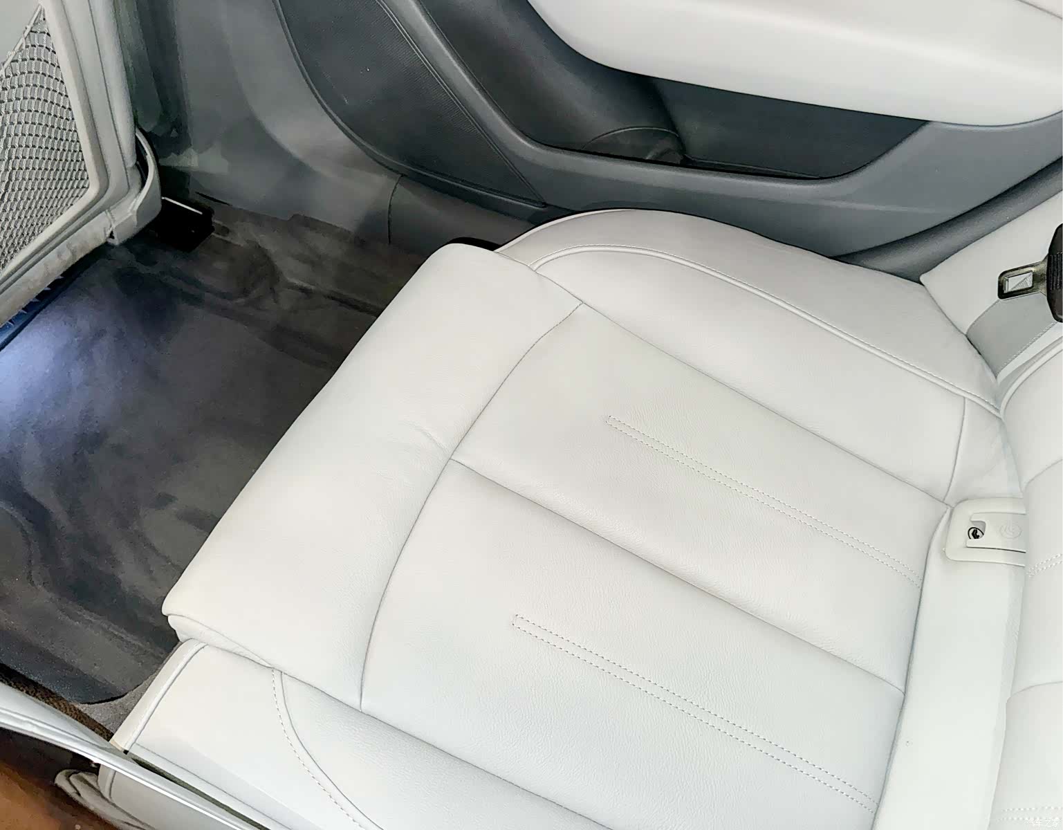 Audi A6L, 2012 13