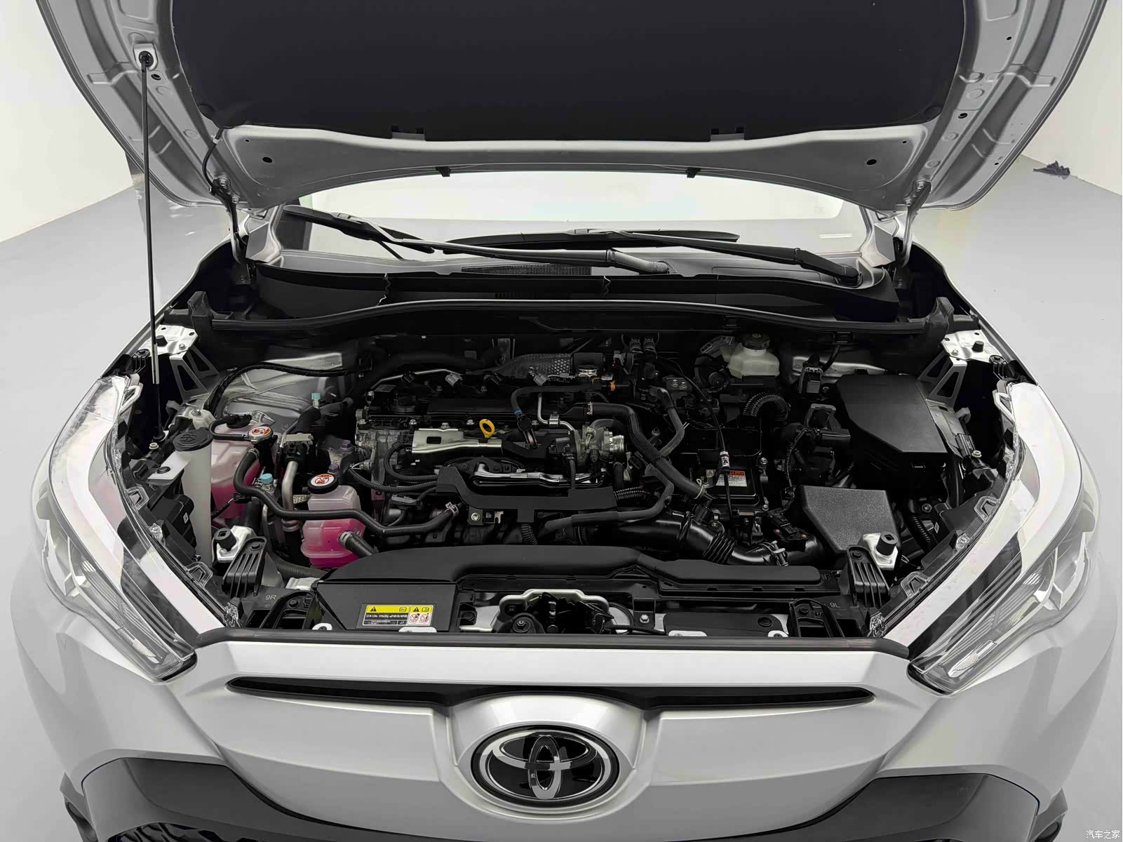 Toyota Frontlander, 2025 16