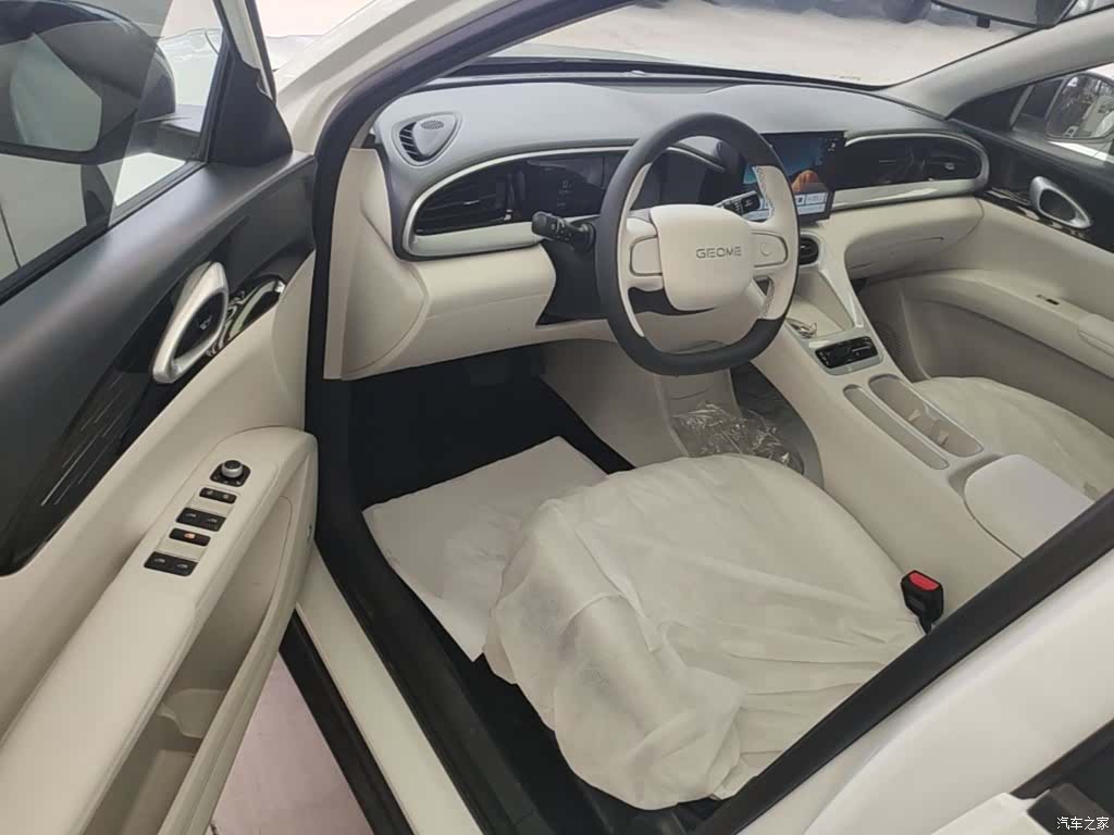 Geely Xingyuan, 2026 16