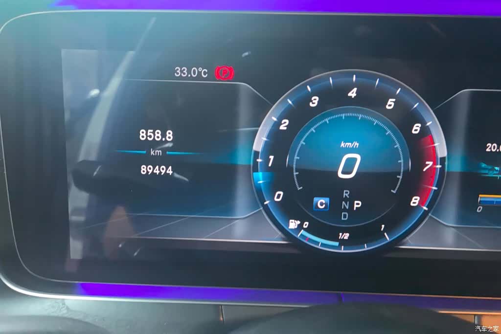 Mercedes-Benz E-Class, 2018 14