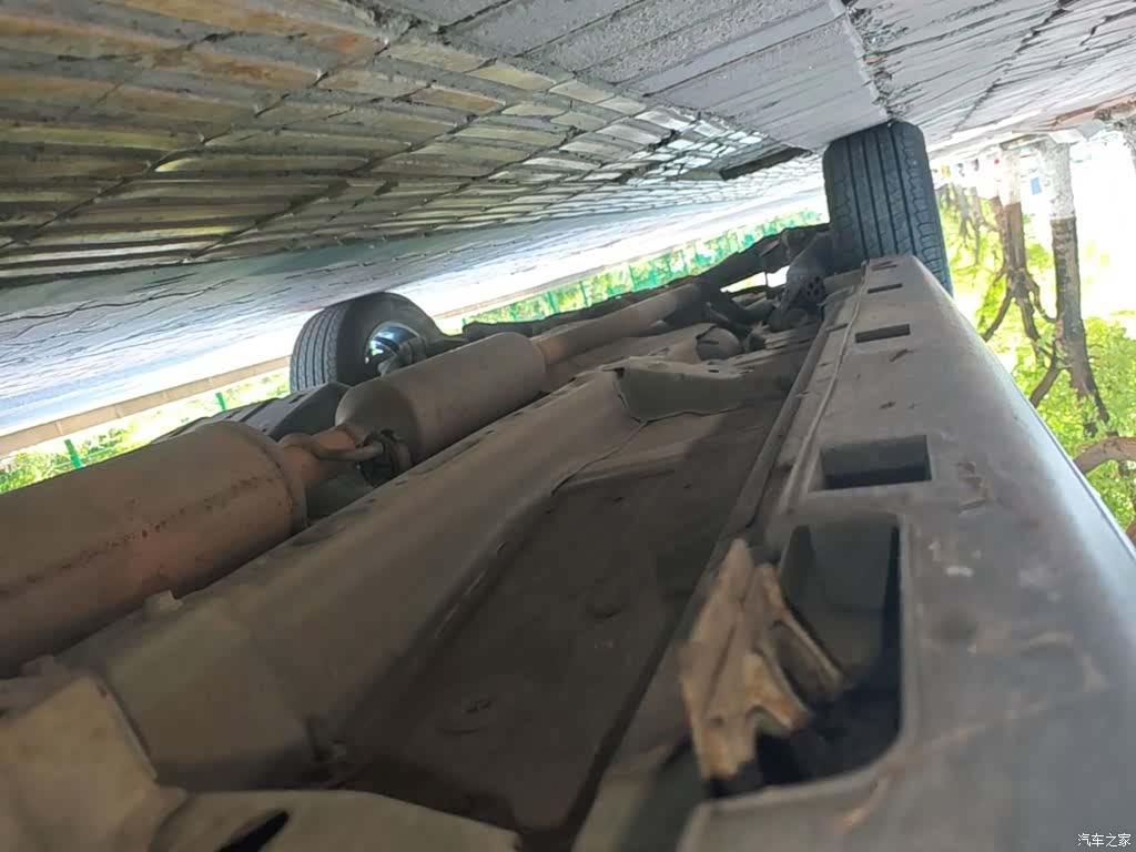 DongFeng AX7, 2019 19