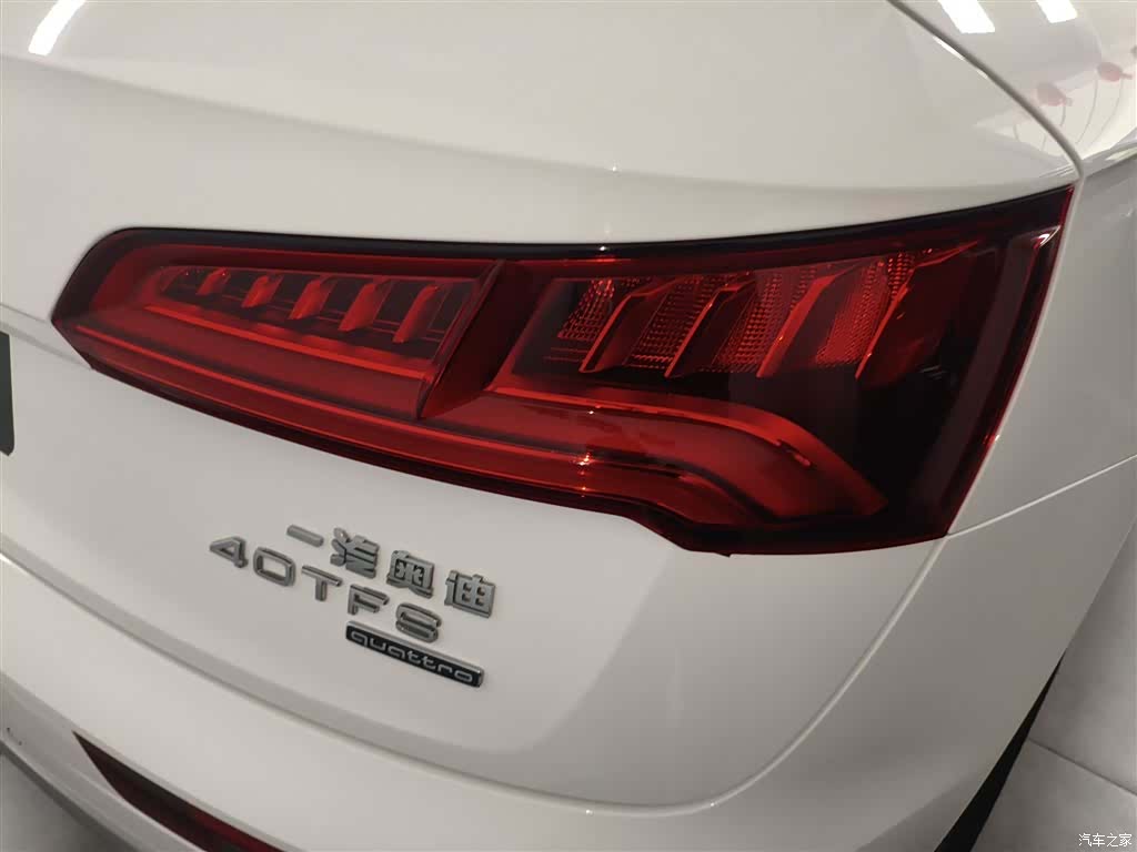 Audi Q5L, 2019 8