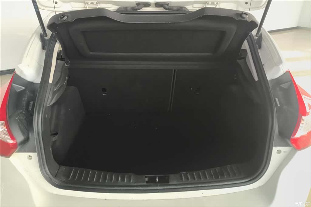 Ford Focus, 2013 4