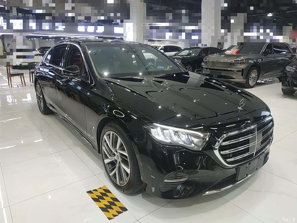 Mercedes-Benz E-Class, 2024 22
