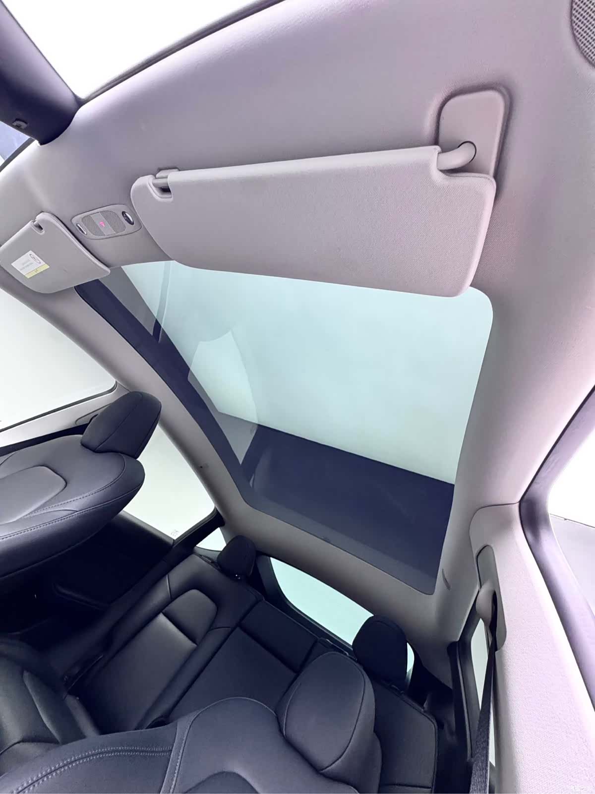 Tesla Model Y, 2025 12