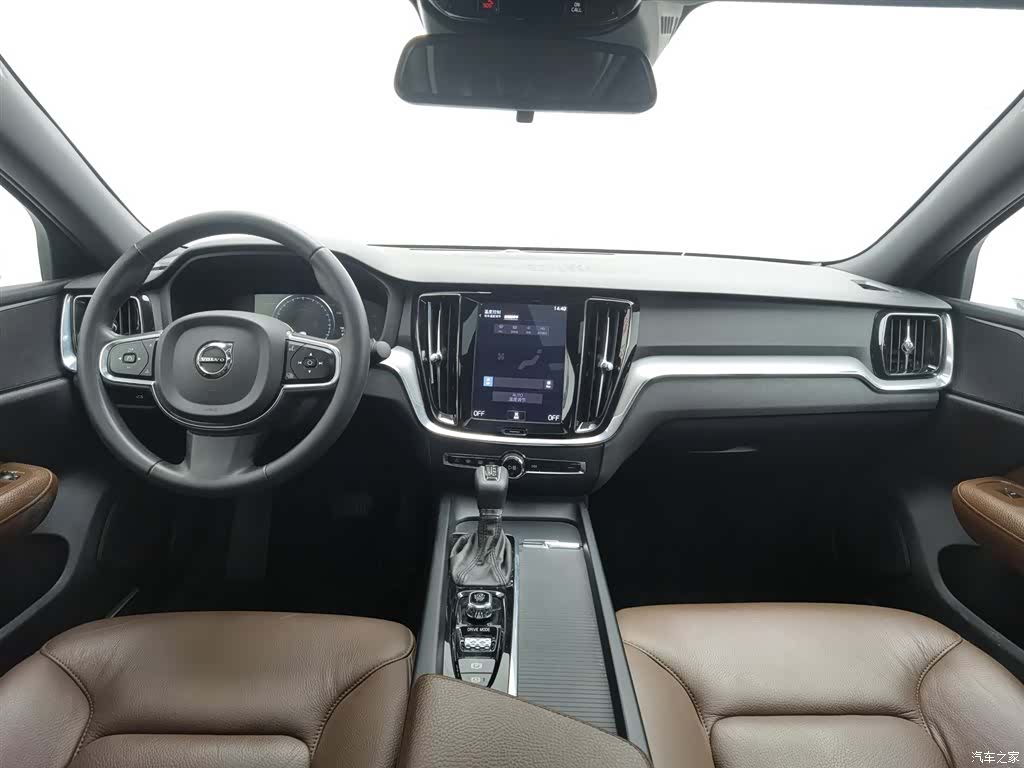 Volvo S60, 2020 все фото