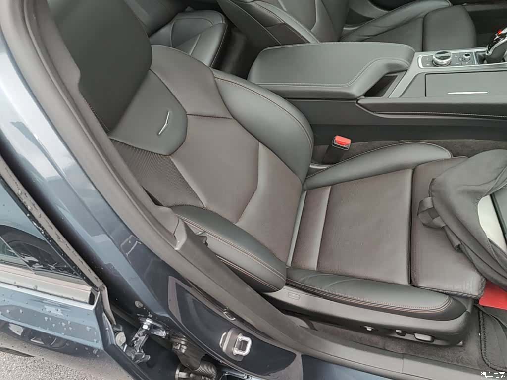 Cadillac CT5, 2020 25