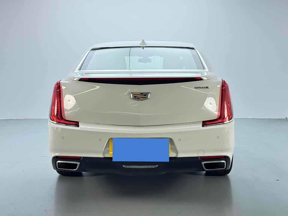 Cadillac XTS