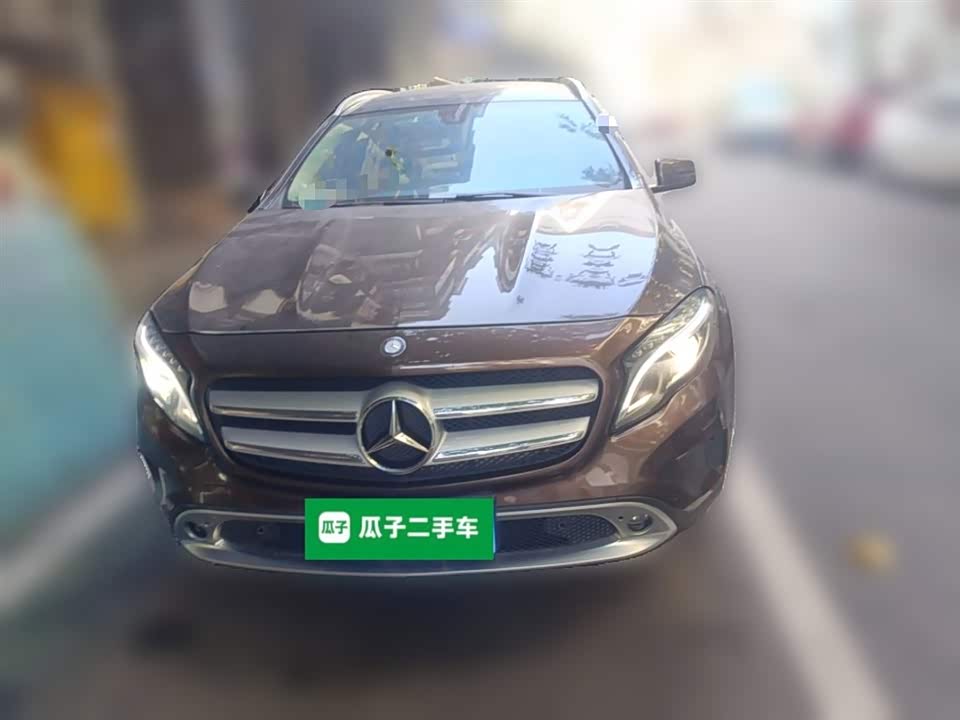 Mercedes-Benz GLA