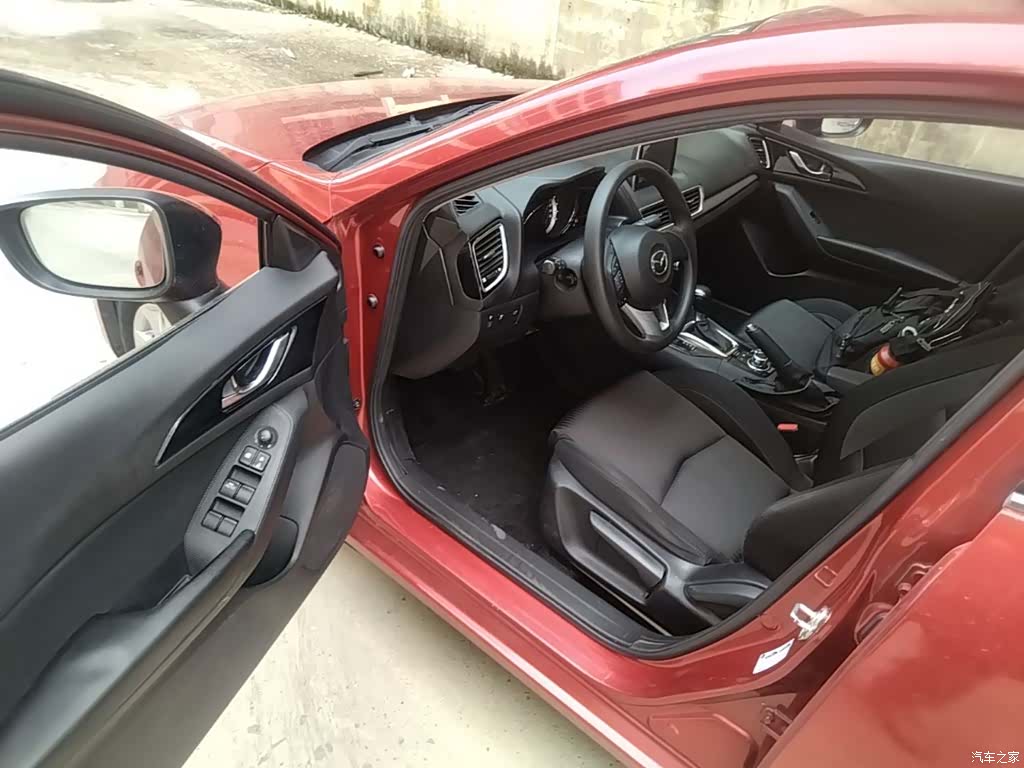 Mazda Mazda3, 2014 16