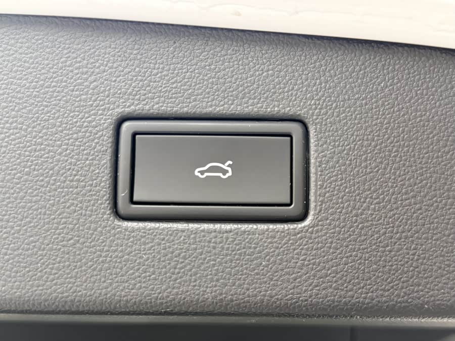 Volkswagen Tiguan L 2023, фото 25