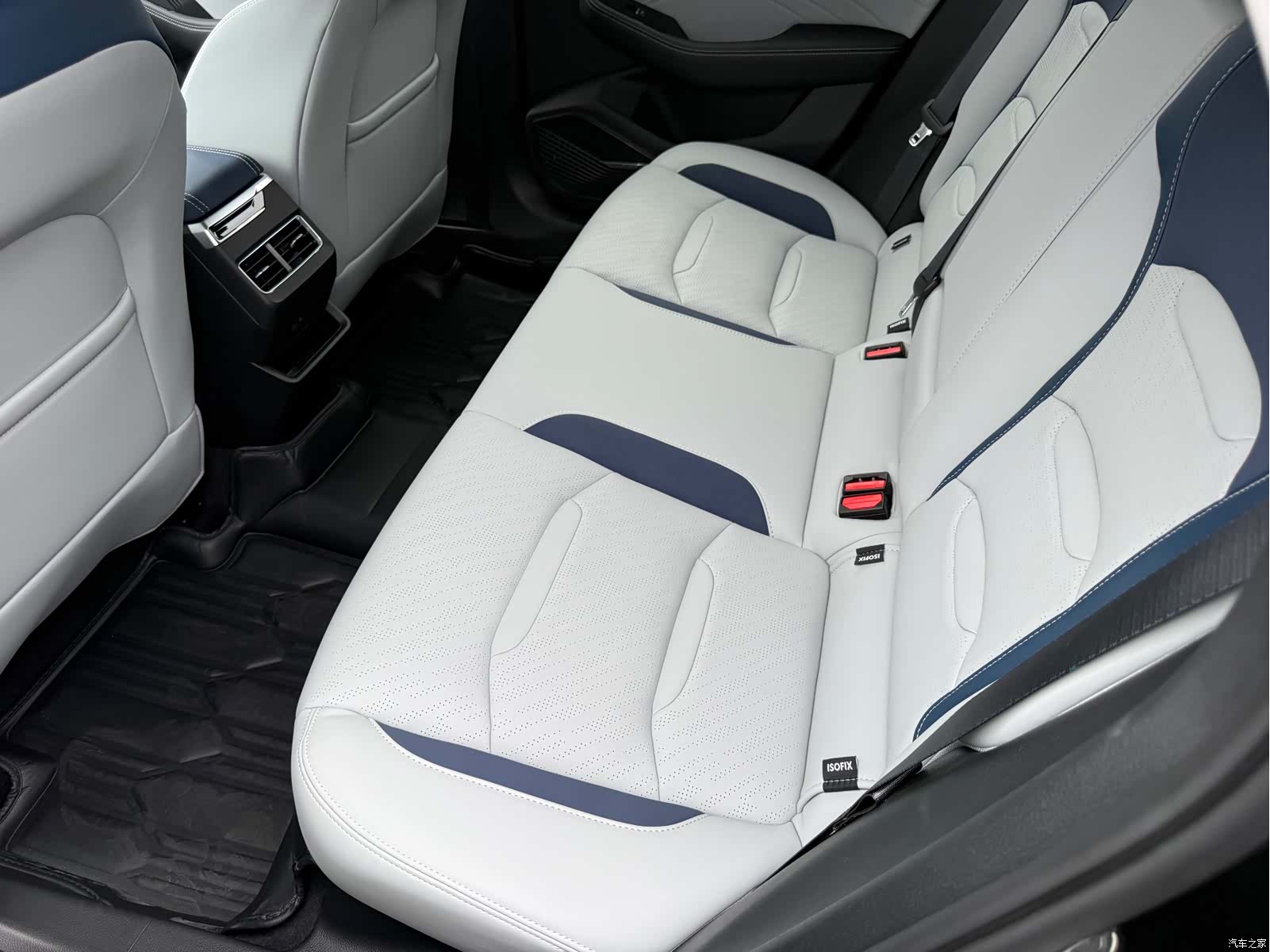 Geely Preface, 2023 13