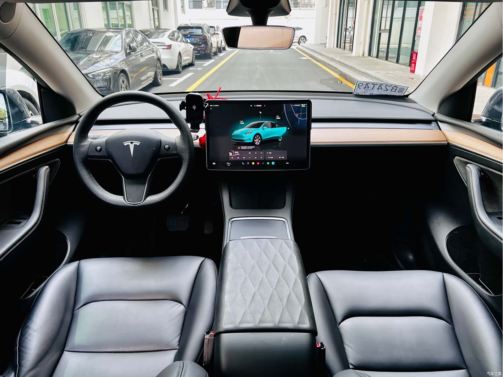Tesla Model Y, 2022 9