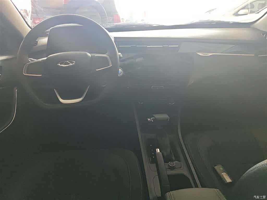 Chery 3x, 2025 10