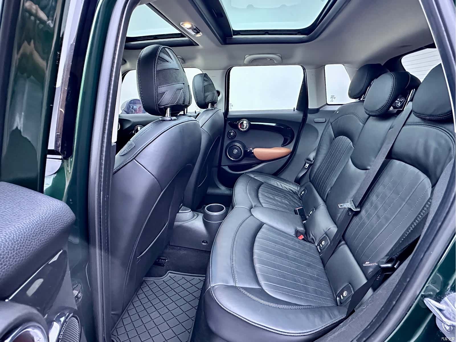 Mini Cooper, 2018 все фото