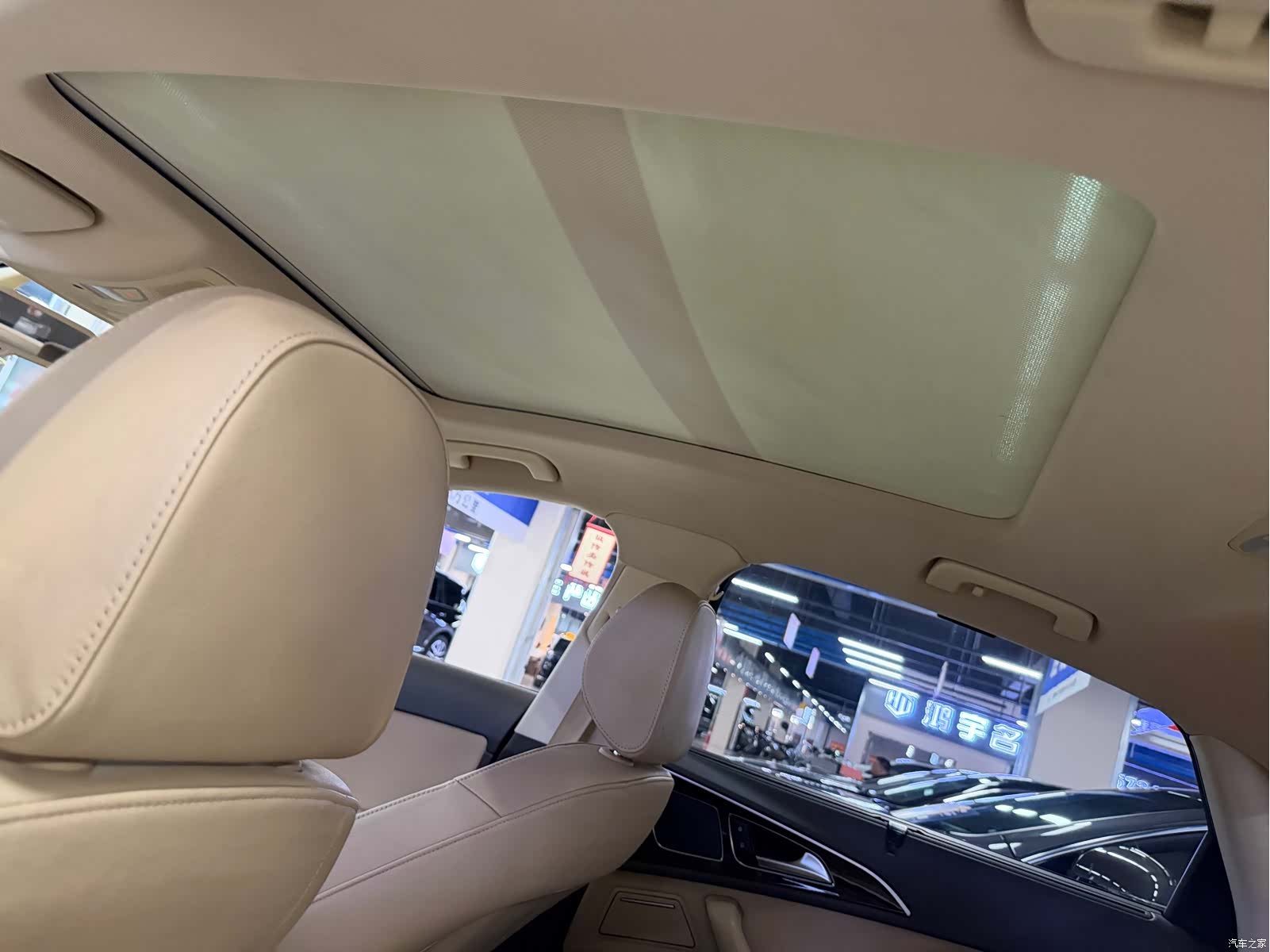 Audi A6L, 2015 12