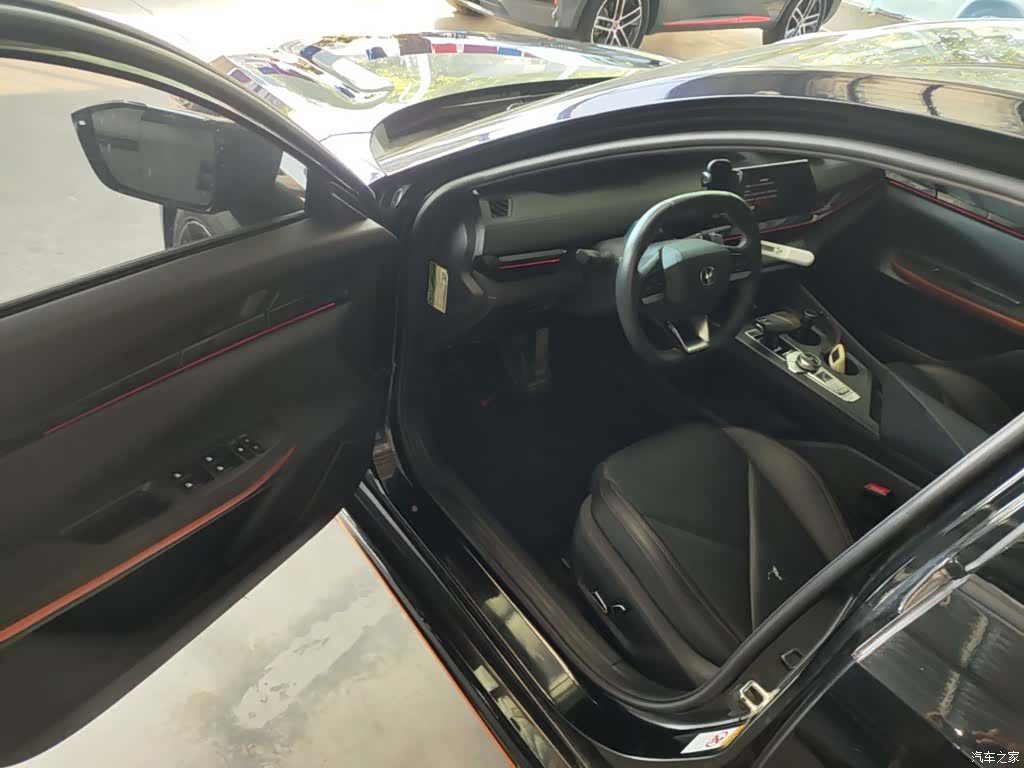 Changan UNI-V, 2023 16