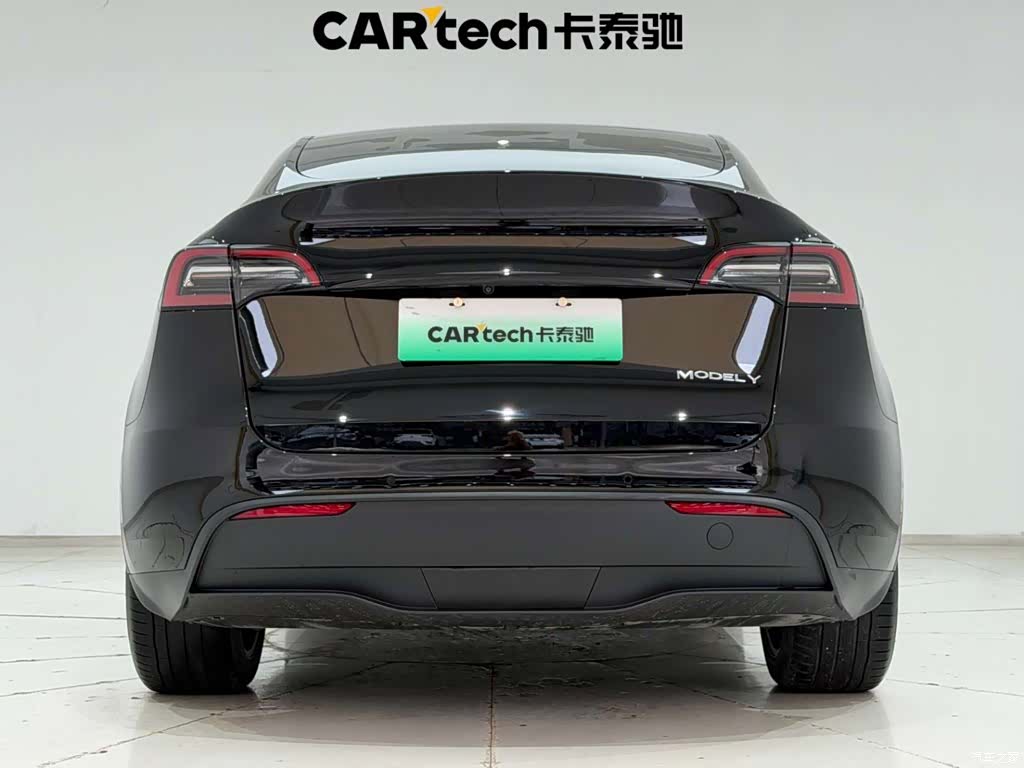 Tesla Model Y, 2023 9